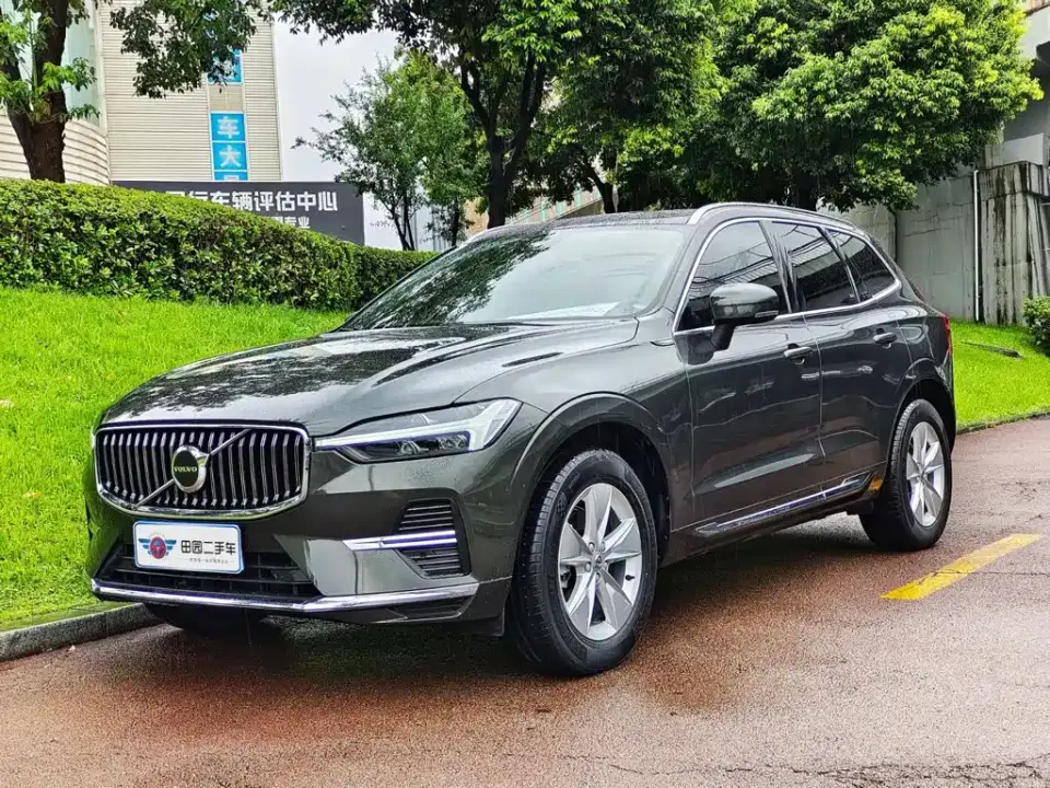 Volvo XC60 B5 AWD R-Design 2021