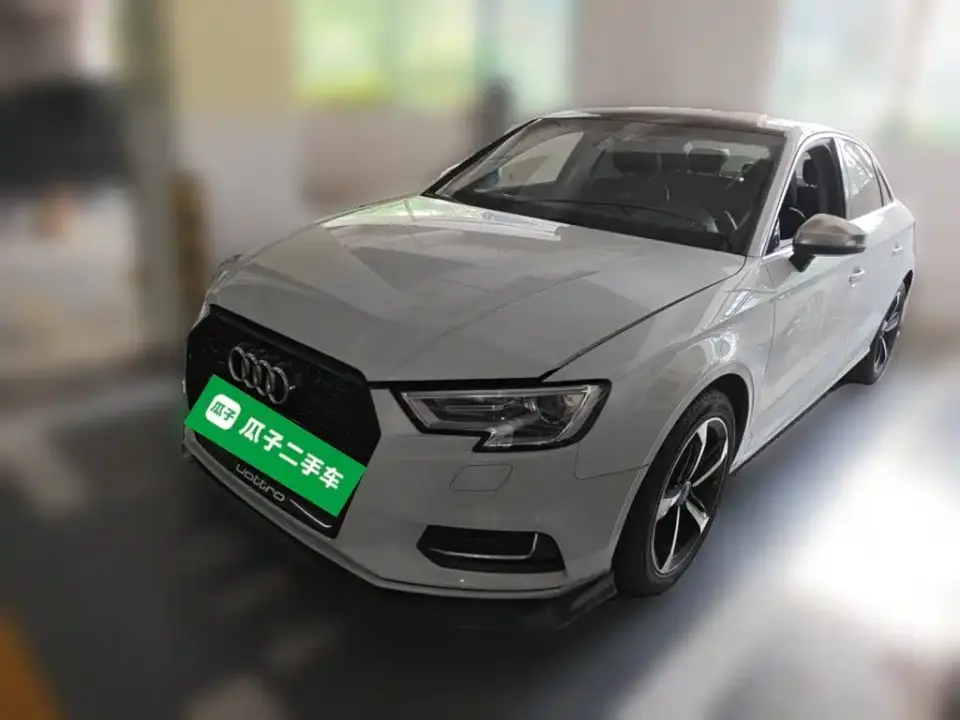 Audi A3 Facelift Limousine 35 TFSI Progressive (China VI) 2020