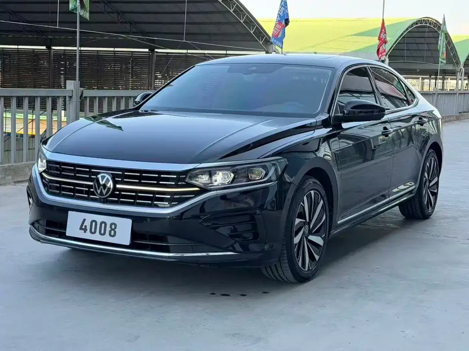 Volkswagen Passat 380TSI Dragon Glory Edition 2024