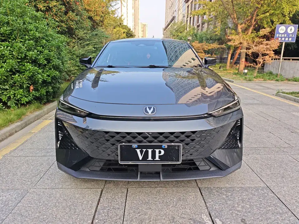 Changan UNI-V 1.5T Premium 2024