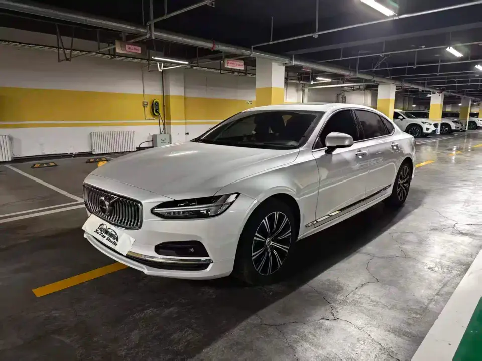 Volvo S90 Model B5 Inscription Luxury Edition 2020
