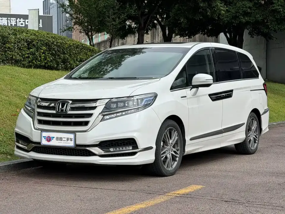 Honda Elysion 2.0L Hybrid Luxury Edition 2020
