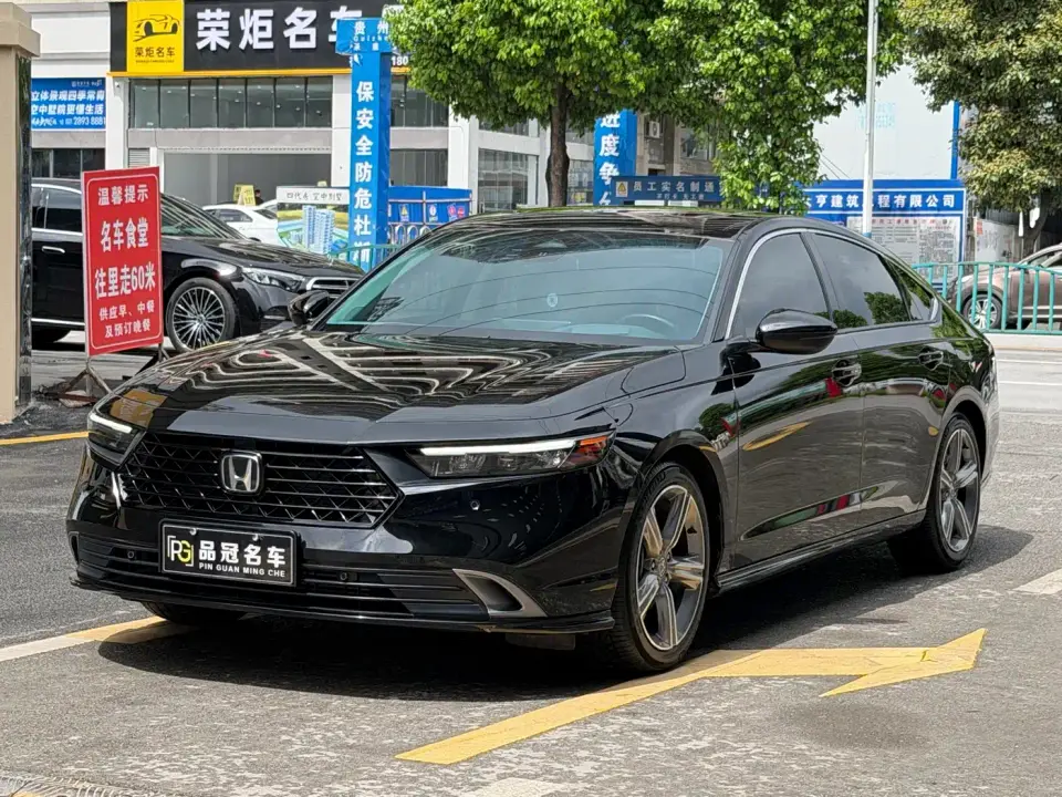 Honda Accord 260TURBO Premium Edition 2025