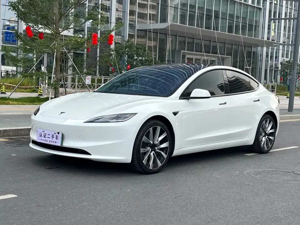 Tesla Model 3 Model Year Facelift Rear-Wheel Drive 2026