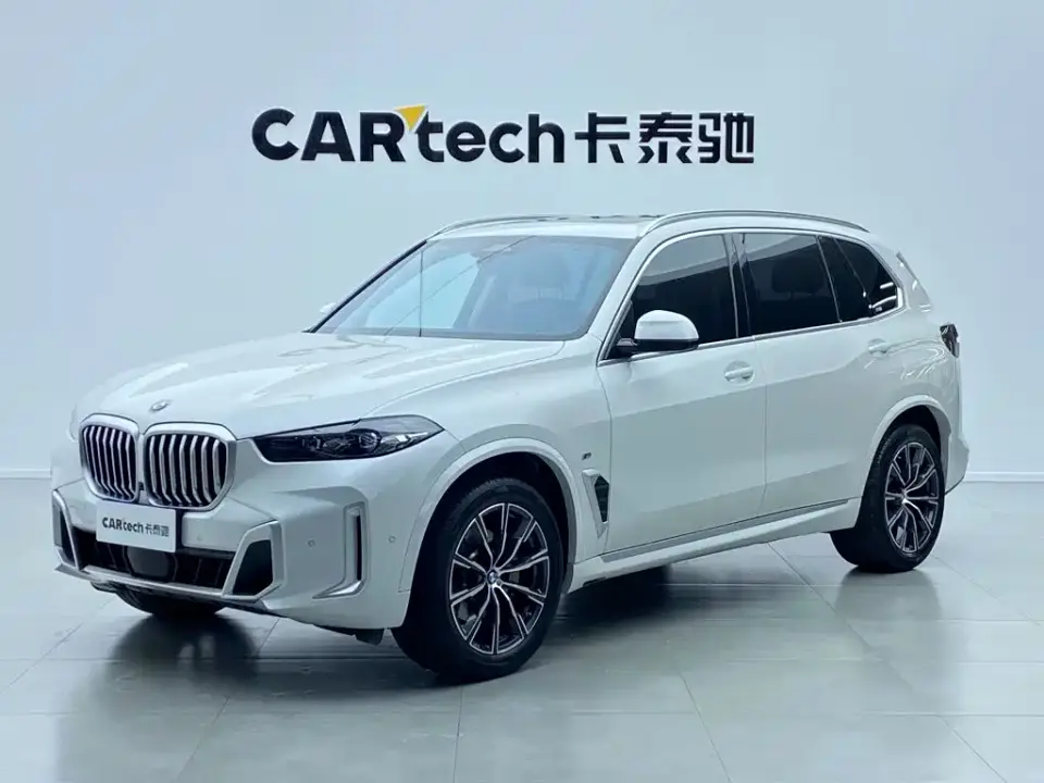 BMW X5 xDrive 30Li M Sport Package 2024