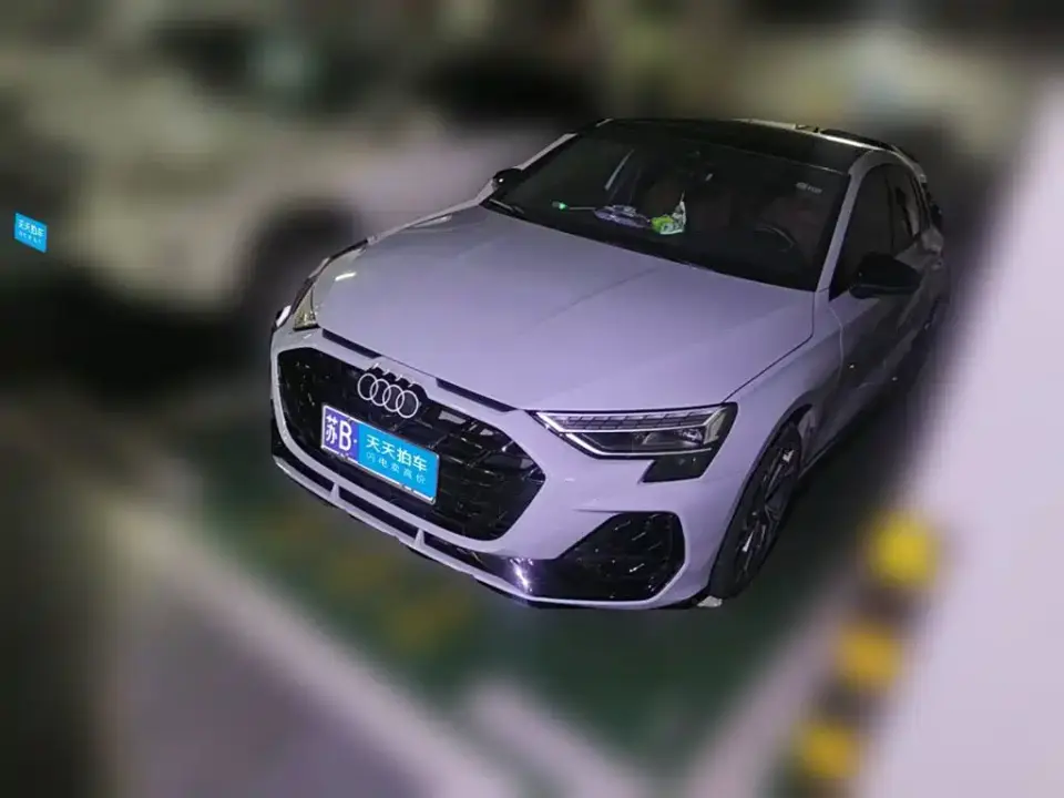 Audi A3 Sportback 35TFSI Flying Premium 2025