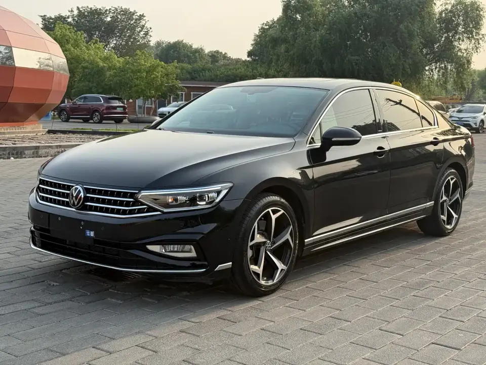 Volkswagen Magotan 2 Million Units Anniversary Edition 330TSI DSG Leading Type 2024