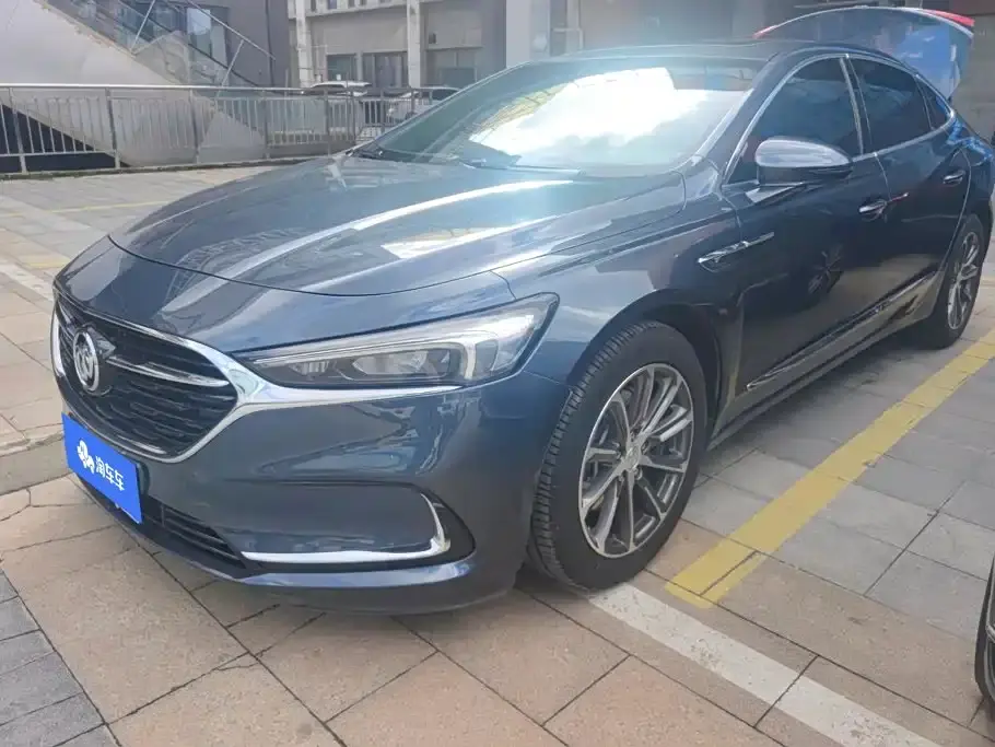 Buick LaCrosse 652T Luxury 2022