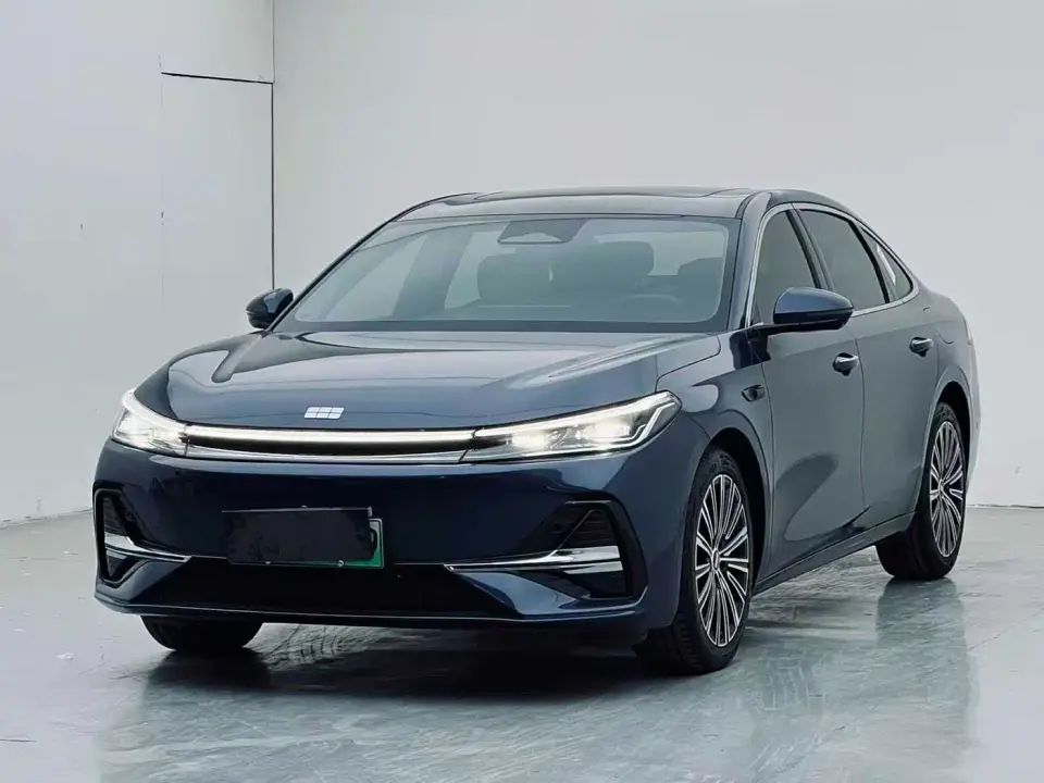 Geely Galaxy Galaxy A7 EM-i 2025