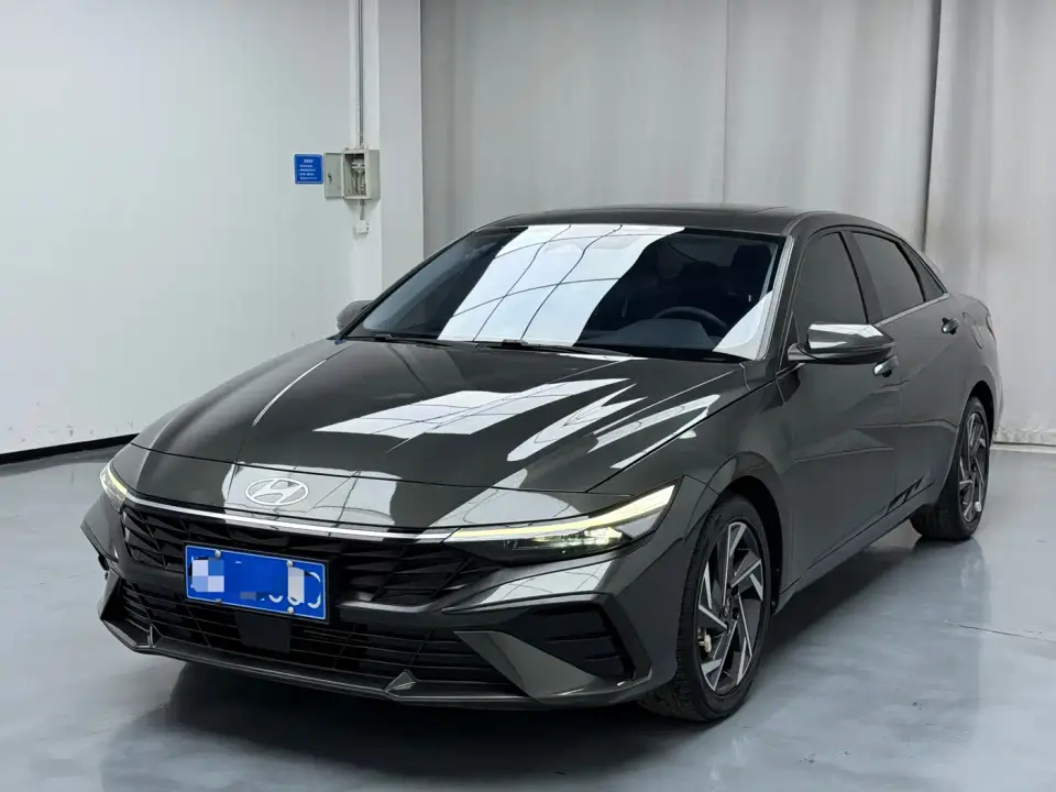 Hyundai Elantra Model 1.5L CVT LUX Premium Edition 2023