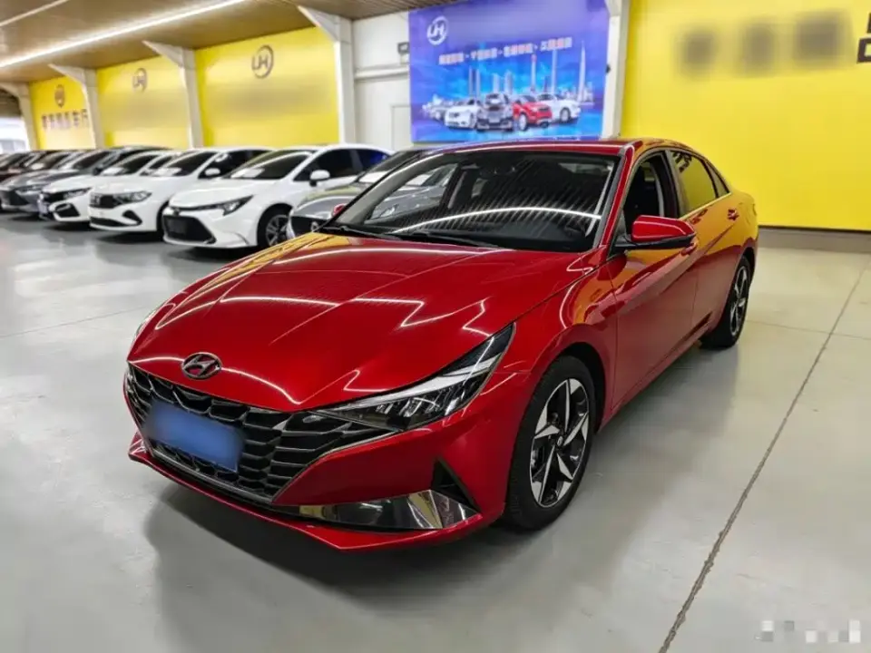 Hyundai Elantra 1.5L CVT LUX Premium Edition 2021
