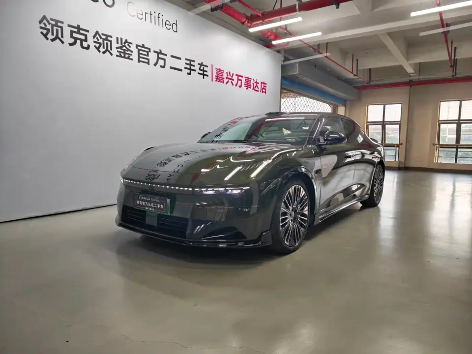 Lynk & Co 10 EM-P Facelift 240 AWD Ultra Sport Edition 2025