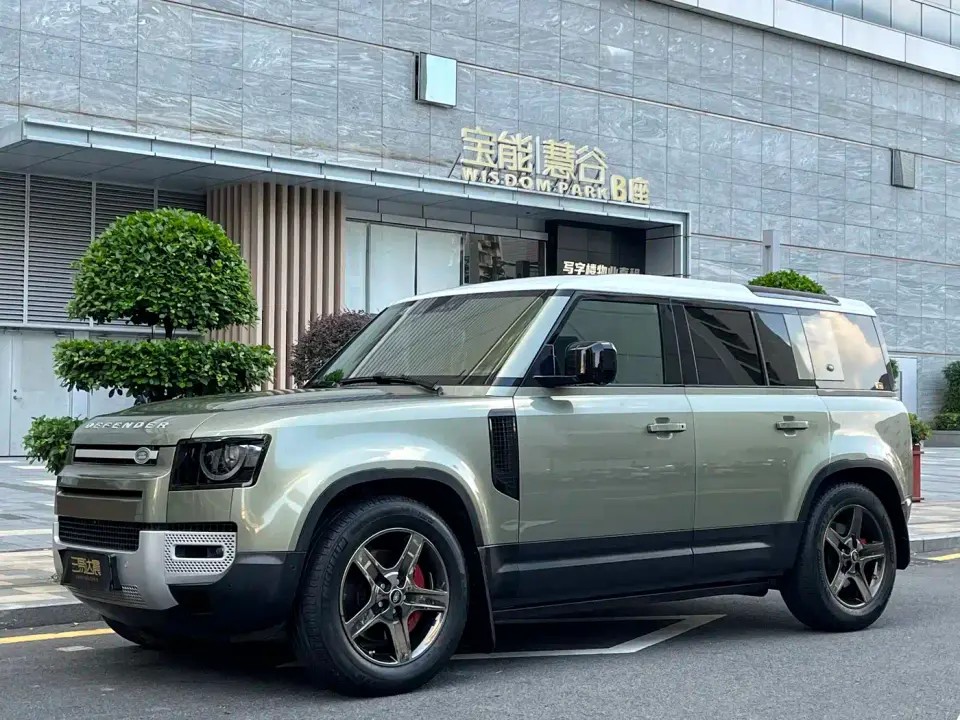 Land Rover Defender Model 110 P400 HSE 2020