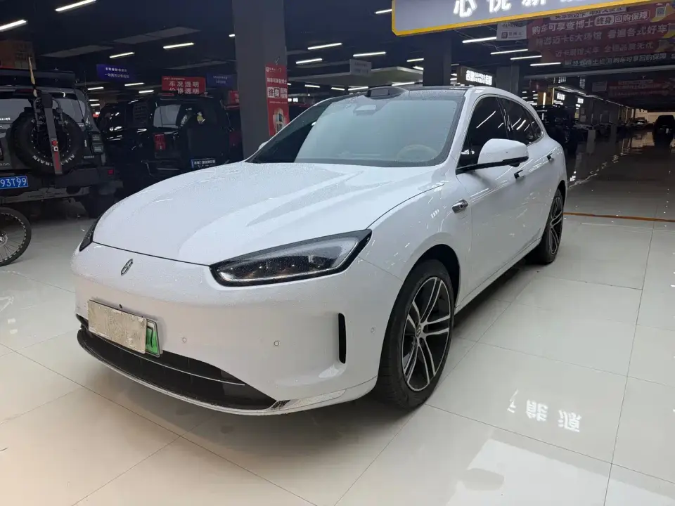 AITO Wenjie AITO M5 Extended Range Ultra AWD 2025