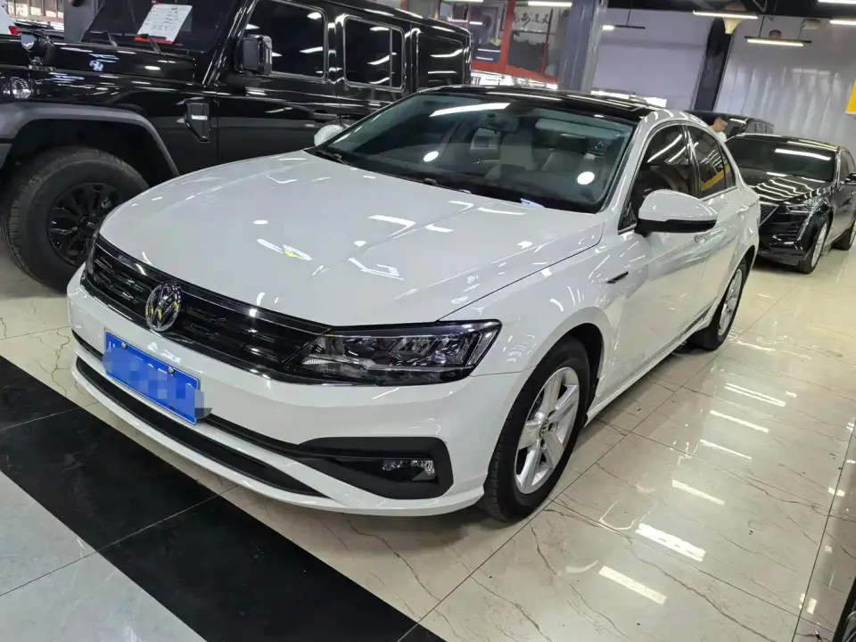 Volkswagen Lamando 230TSI DSG Fashion Edition 2022
