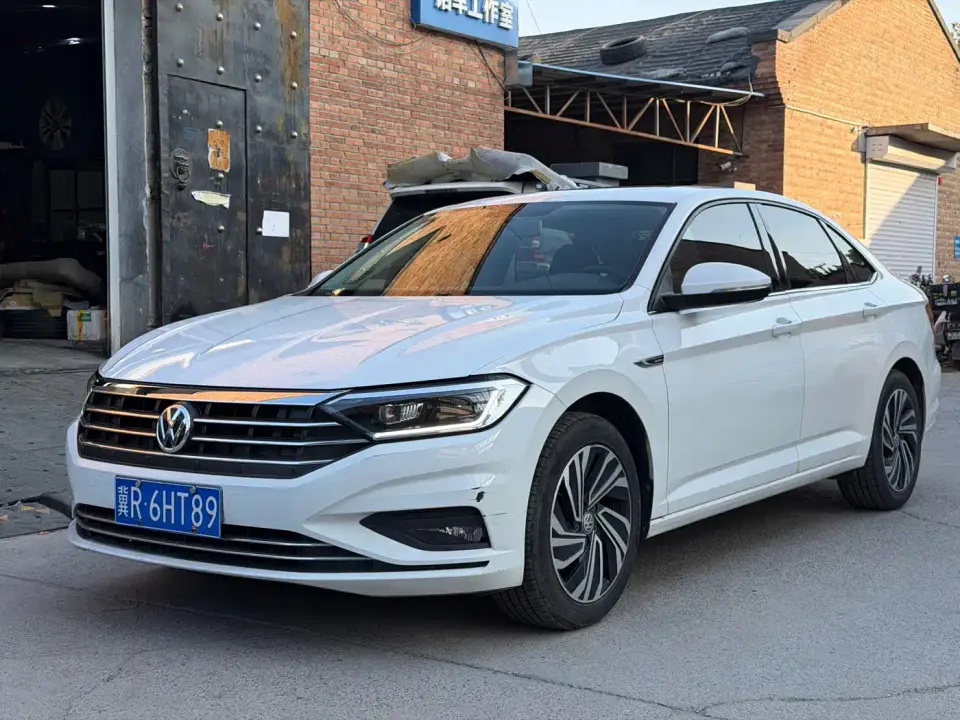 Volkswagen Sagitar 280TSI DSG Surpassing Edition 2022