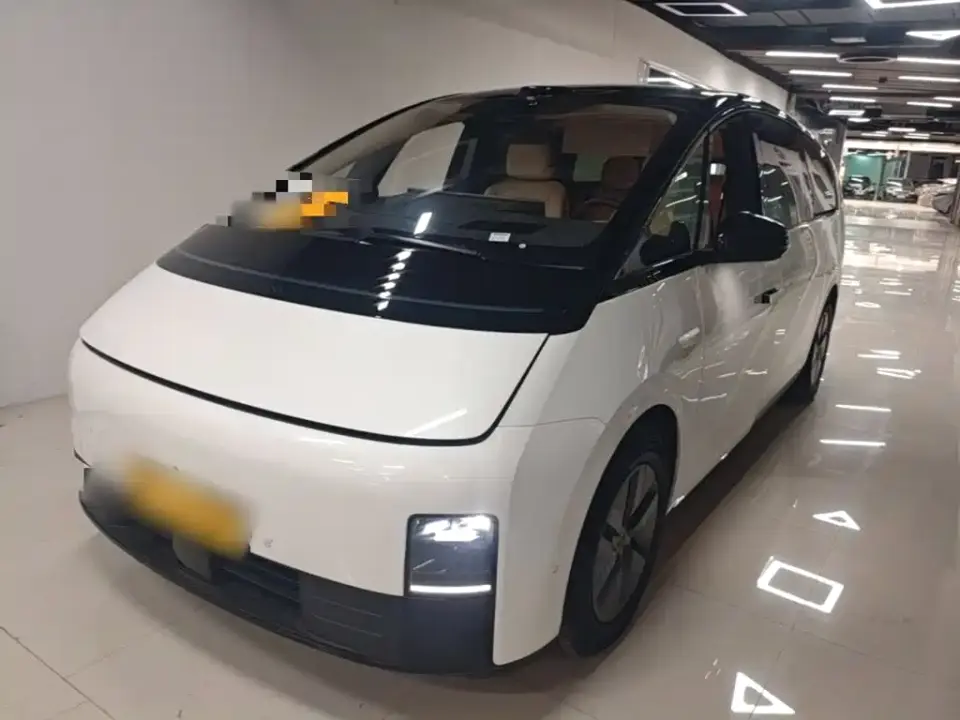Li Auto MEGA Ultra Smart Renewal Edition 2025