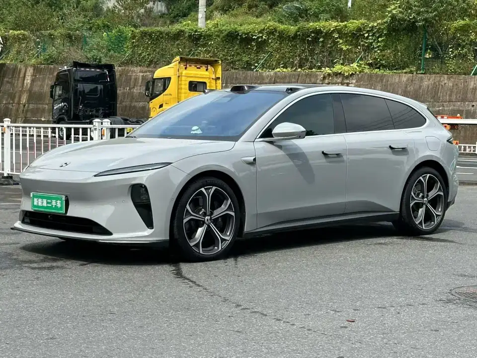 NIO ET5T Model 75kWh Touring 2024