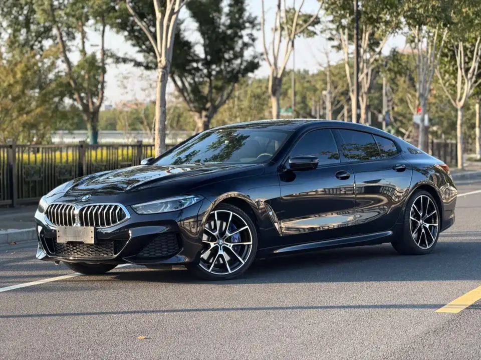 BMW 8 Series 840i xDrive 4-door Coupe M Sport Package 2021