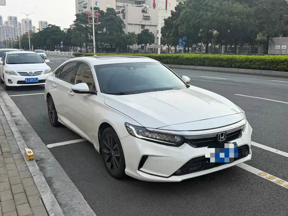 Honda Inspire 260TURBO Deluxe Edition 2022