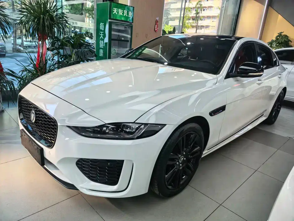 Jaguar XEL Model 2.0T 250PS R-DYNAMIC S Gloss Black Sport Edition 2024