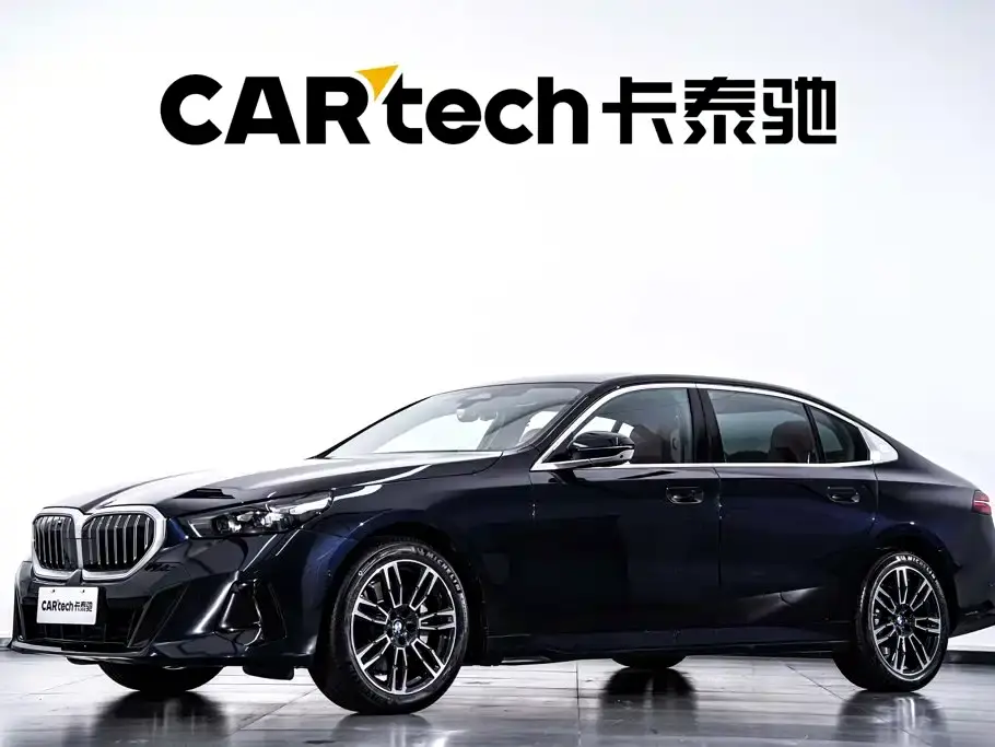 BMW 5 Series 530Li Leading M Sport Package 2025