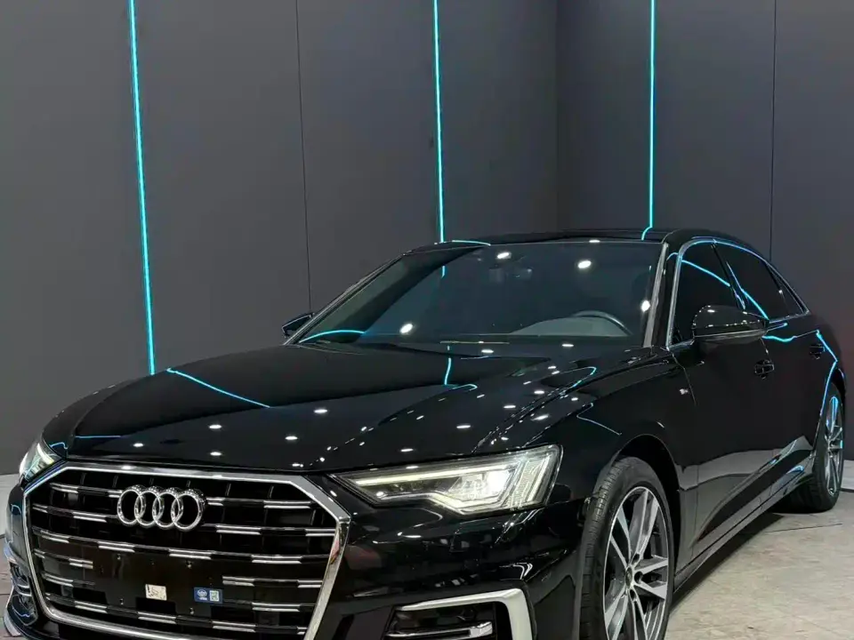 Audi A6L 40 TFSI Luxury Dynamic 2022