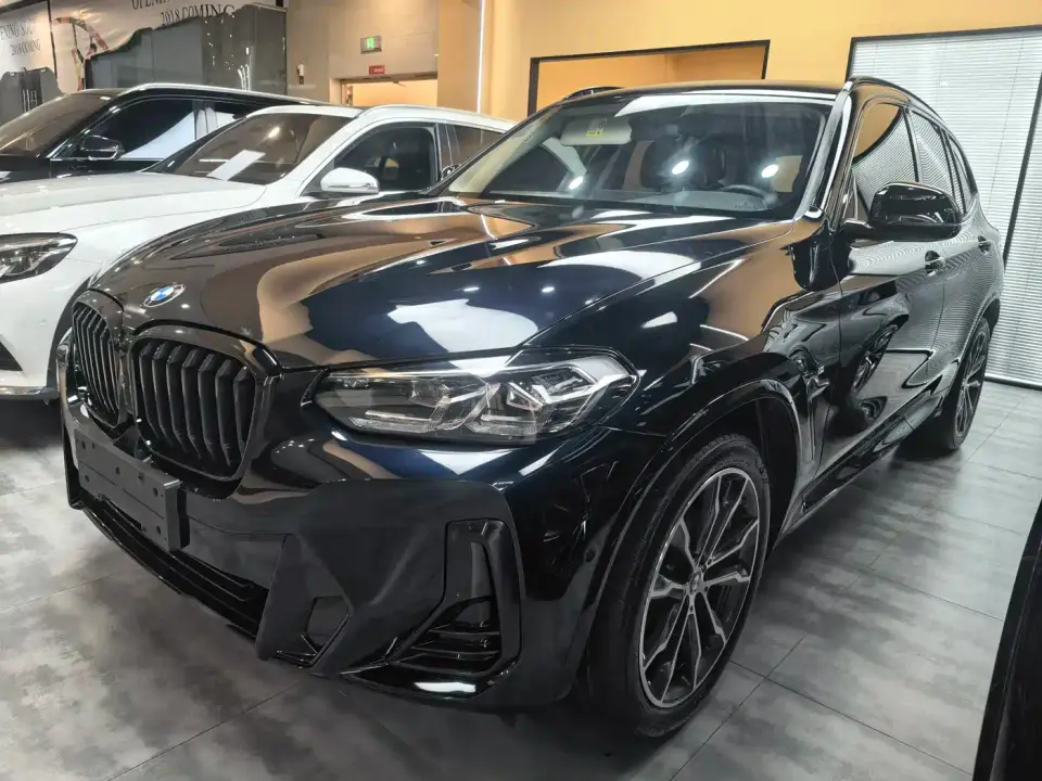 BMW X3 xDrive30i Leading M Night Package 2024
