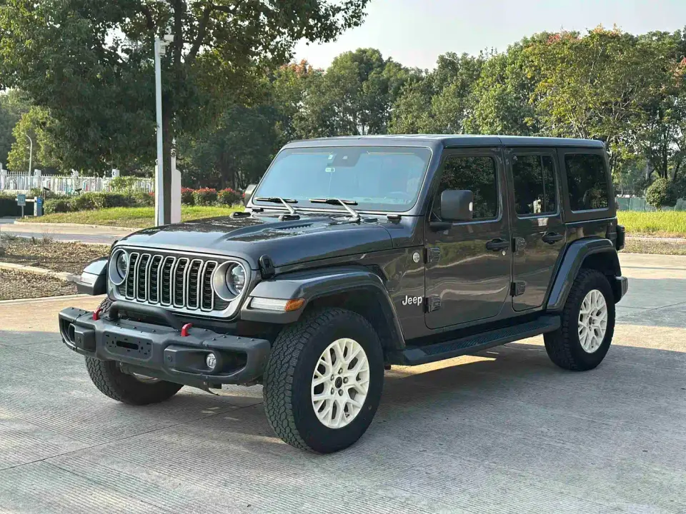 Jeep Wrangler Model 2.0T Sahara Four-Door Version 2023
