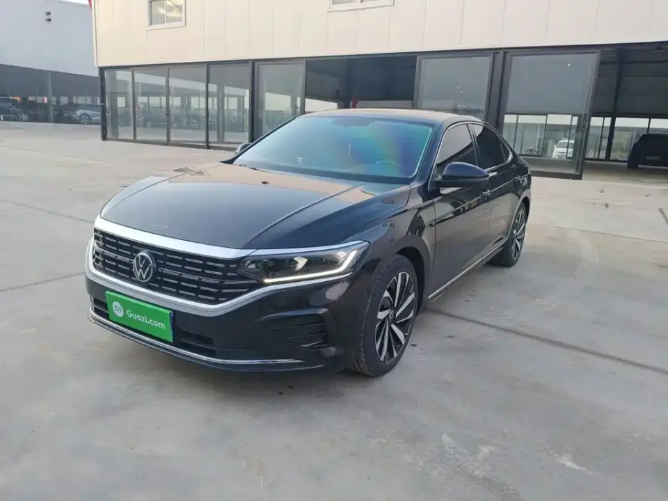 Volkswagen Passat Facelift 330TSI Elite Edition 2023