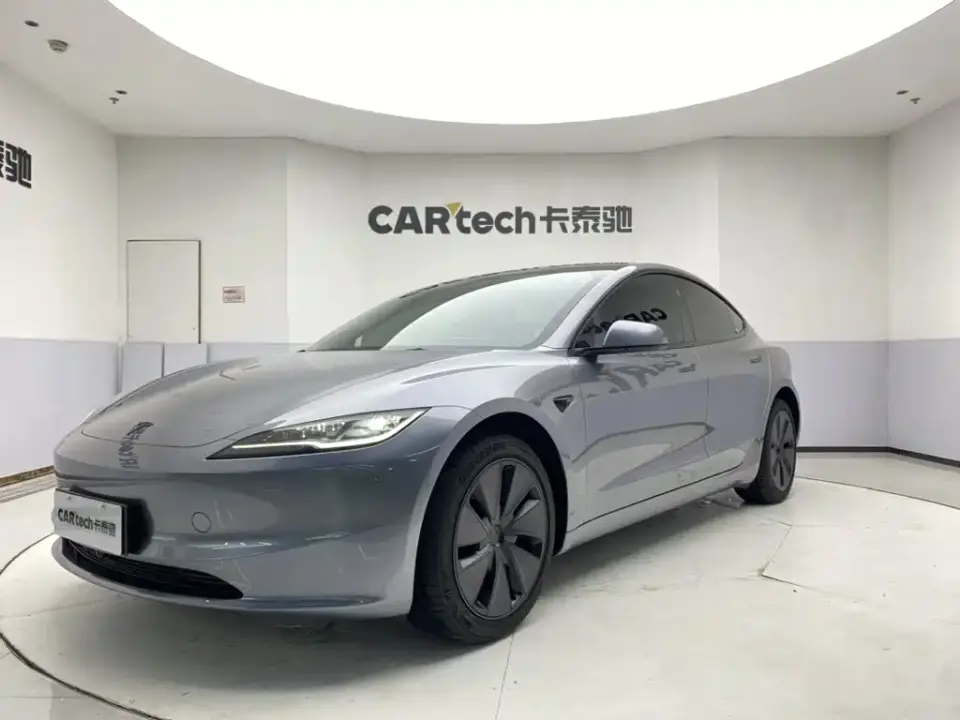 Tesla Model 3 Model Year Facelift Rear-Wheel Drive 2026