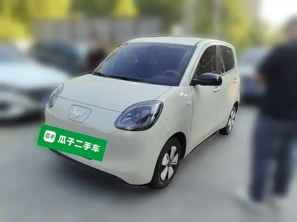 Wuling Motors Hongguang MINIEV 4-Door Advanced 2025