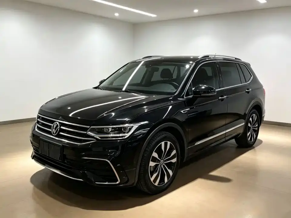 Volkswagen Tiguan L 380TSI 4WD R-Line Premium 7-seater 2023