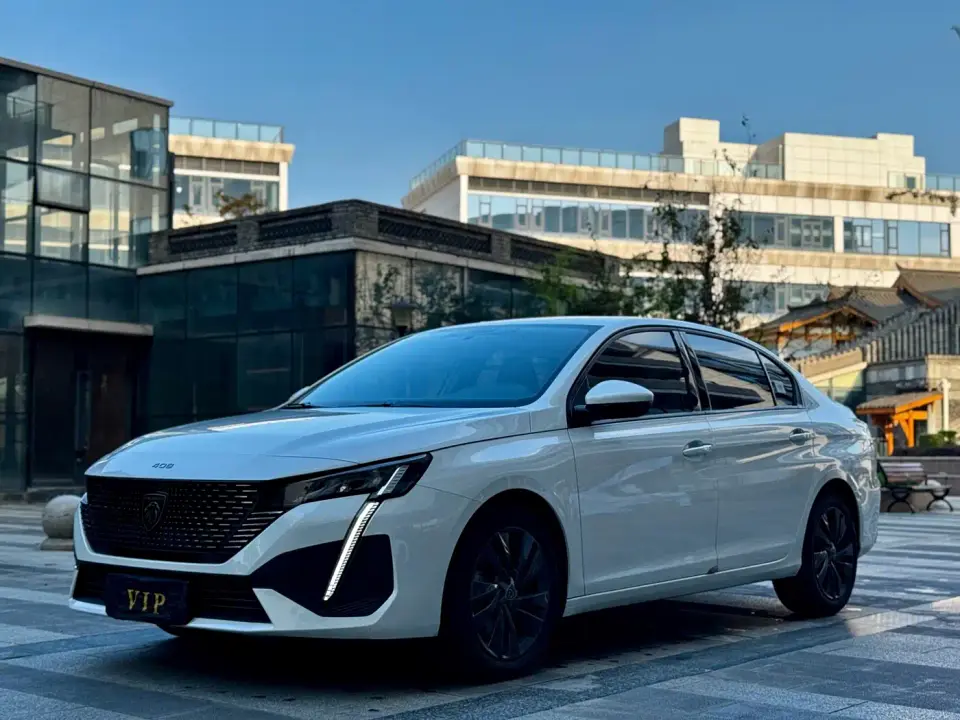 Peugeot 408 1.6T Progressive Edition 2024