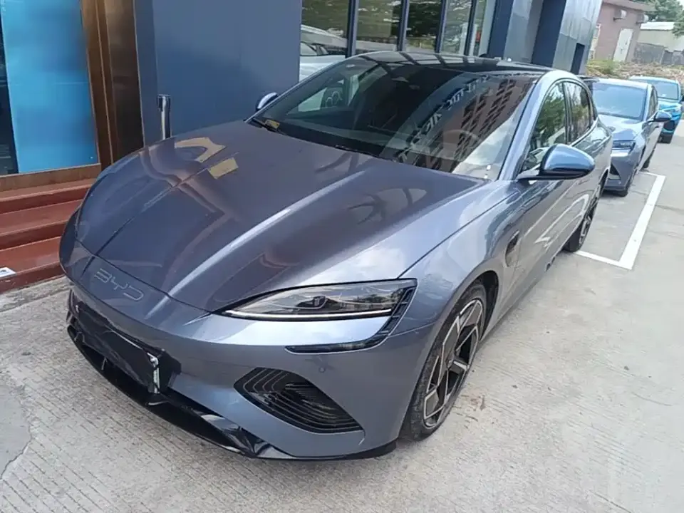 BYD Seal 700km Long Range RWD Edition 2024