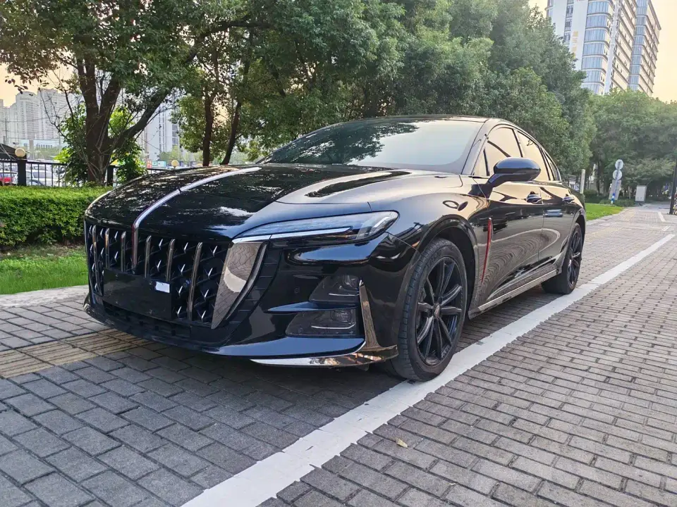 Hongqi H6 2.0T Premium Edition 2023