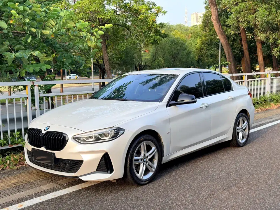 BMW 1 Series 120i M Sport Shadow Edition 2023