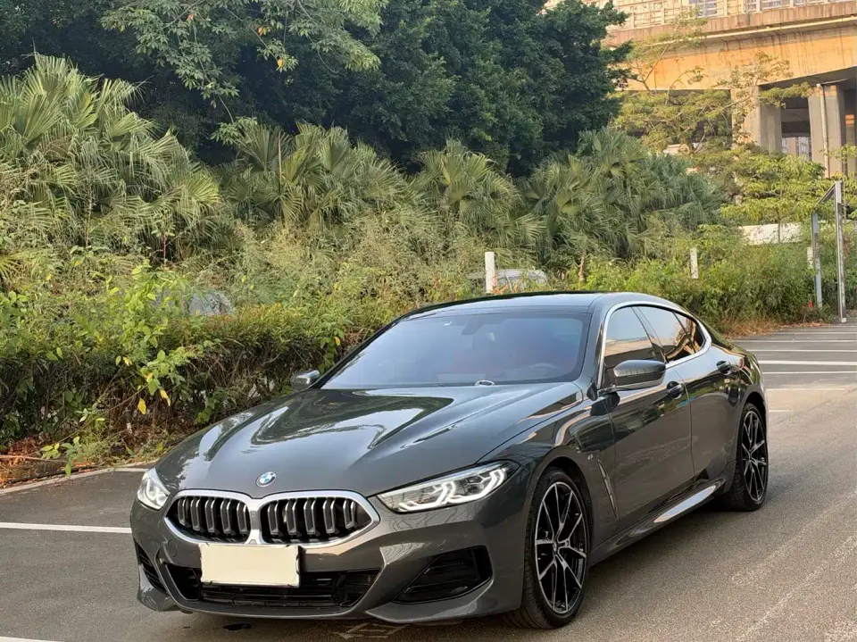 BMW 8 Series 840i Coupe M Sport Package 2023