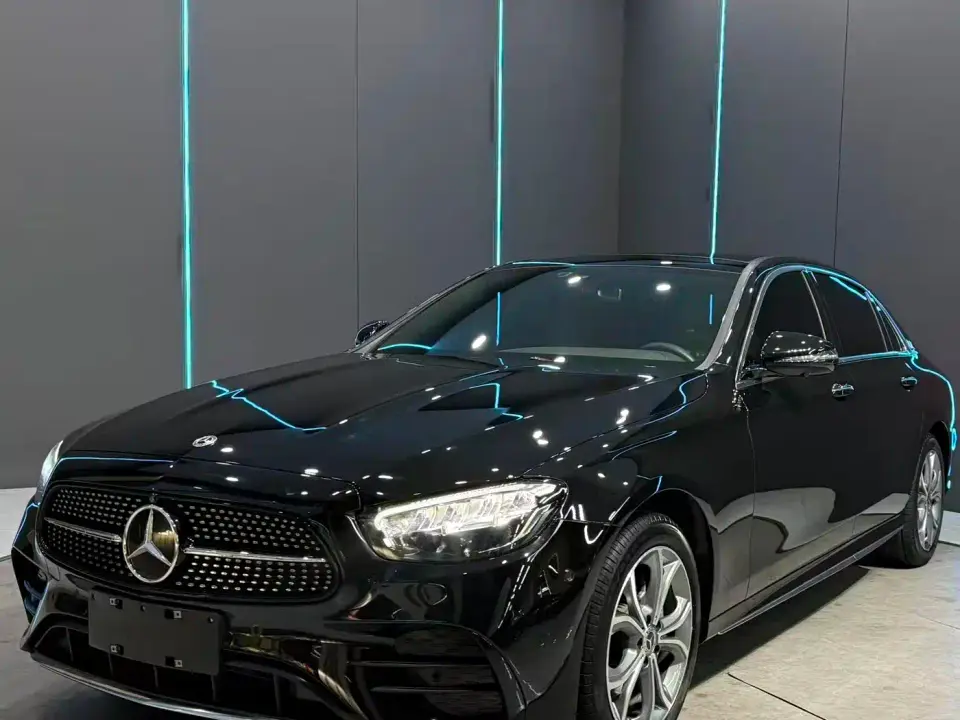 Mercedes-Benz E-Class Facelift E 300 L Sport Luxury Style 2022