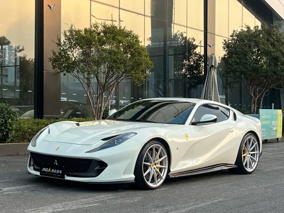 Ferrari 812 6.5L Superfast 2019