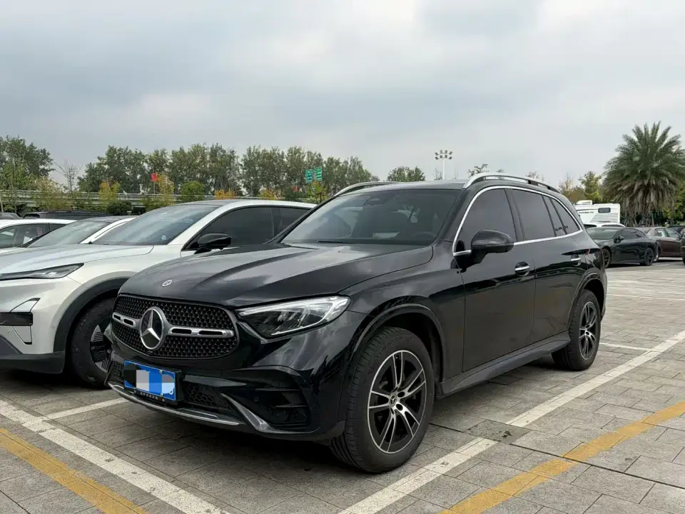Mercedes-Benz GLC-Class Model Year GLC 260 L 4MATIC Luxury 2025