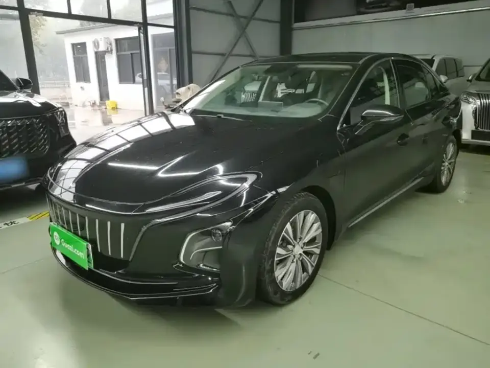 Hongqi E-QM5 560km PLUS 2024