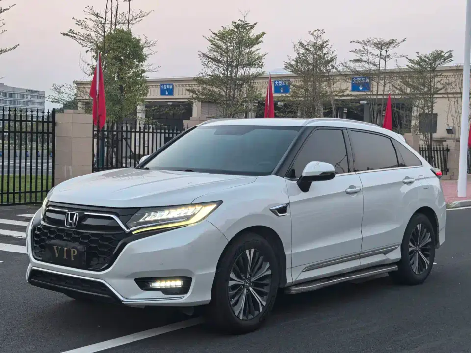 Honda UR-V 370TURBO 2WD Premium Elegance Edition 2021