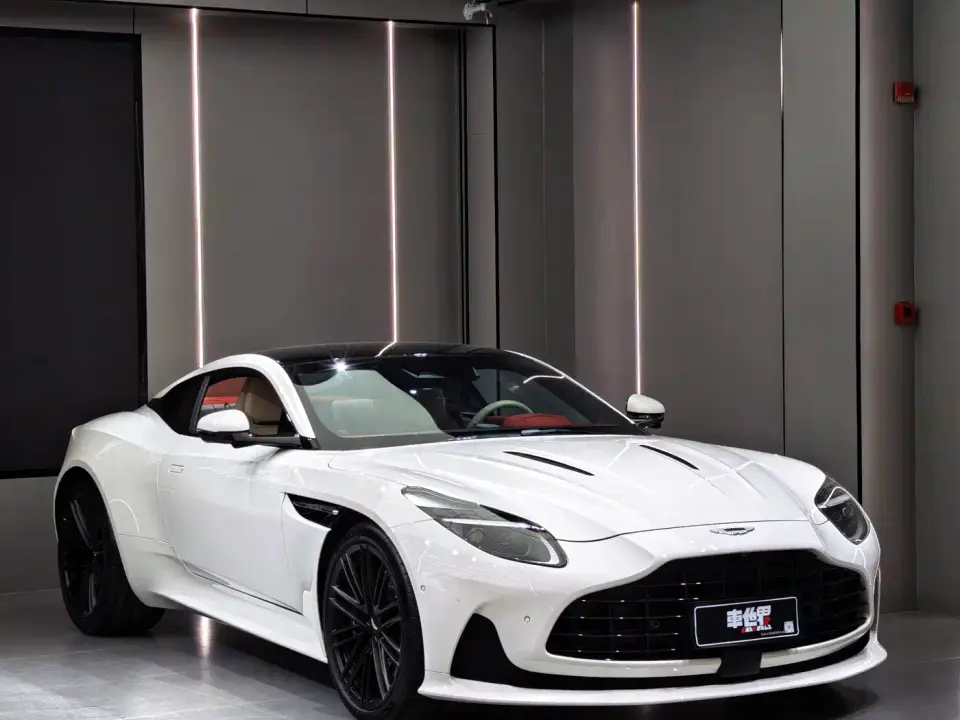 Aston Martin DB12 4.0T V8 Coupe 2026