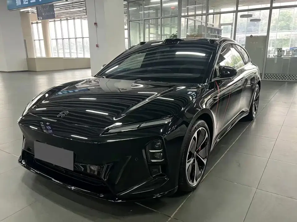 NIO ET5T Model Champion Commemorative Edition 75kWh Touring 2025