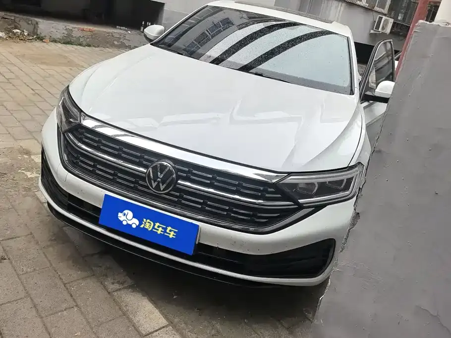 Volkswagen Sagitar Model Year 200TSI DSG Surpass Edition 2023