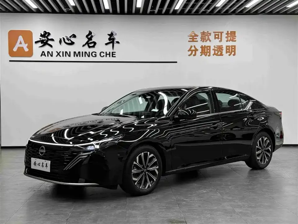 Nissan Teana Model 2.0L Mid Trim 2026