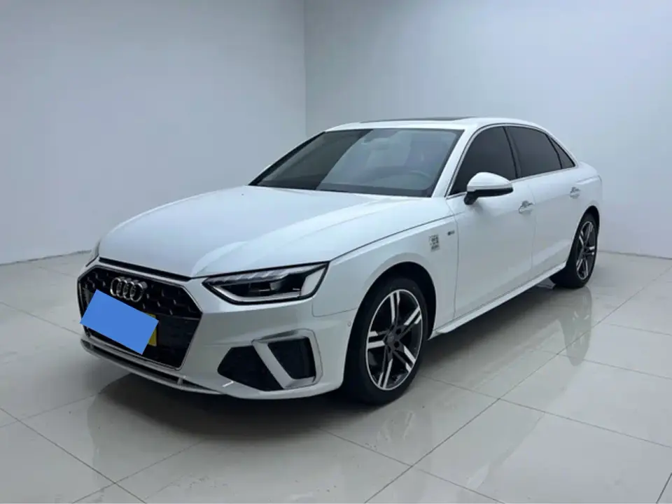 Audi A4L 40 TFSI Luxury Dynamic 2021