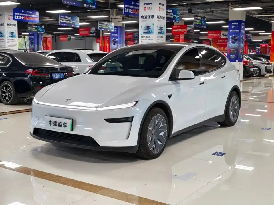 Tesla Model Y L Facelift Long Range AWD 2025