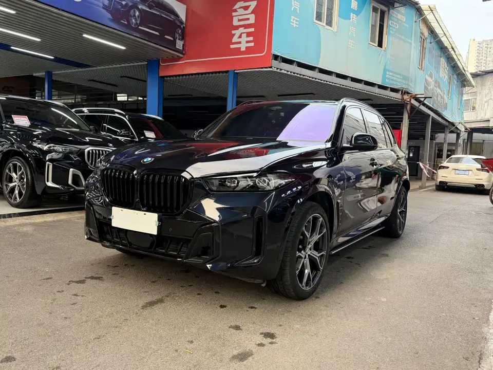 BMW X5 xDrive 30Li Premium M Sport Package 2024